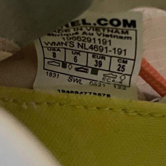 EUC Sorel Kinetic Breakthru Tech Lace Sneaker - Picture 11 of 13